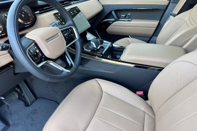 2026 Land Rover Range Rover Sport SE