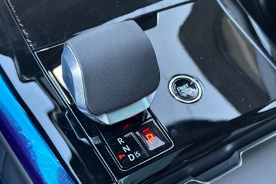 2026 Land Rover Range Rover Sport SE