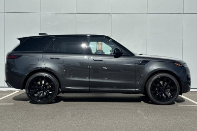 2026 Land Rover Range Rover Sport SE