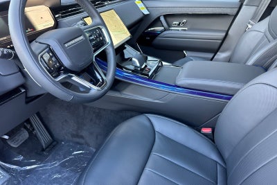 2026 Land Rover Range Rover Sport SE