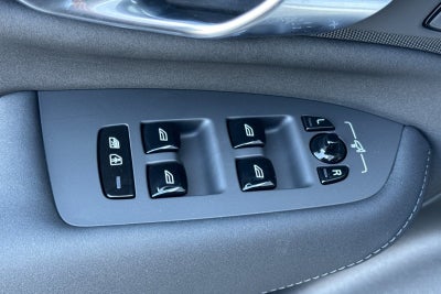 2026 Land Rover Range Rover Sport SE