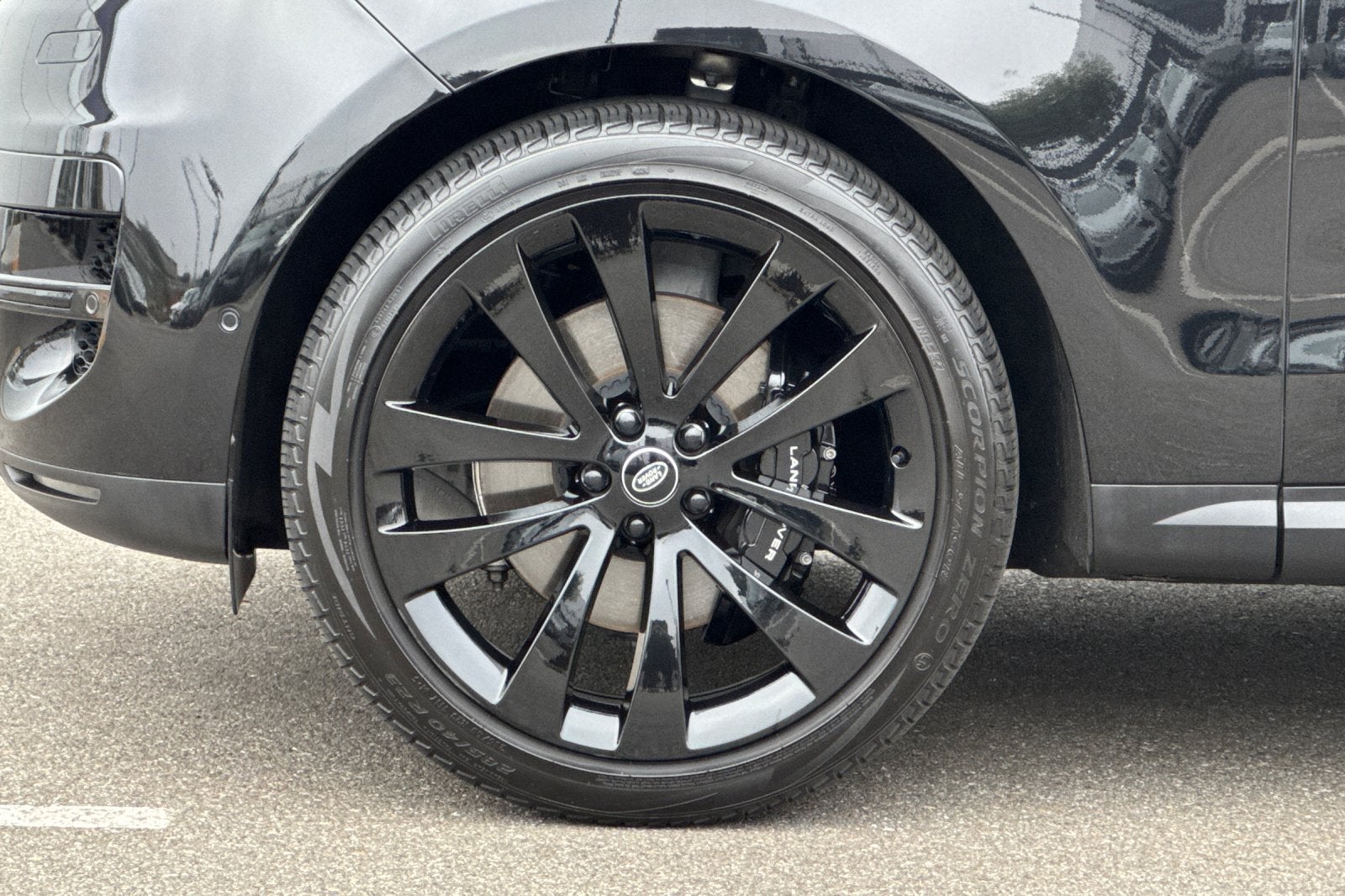 2024 Land Rover Range Rover Sport SE
