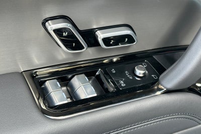2026 Land Rover Range Rover Sport SE