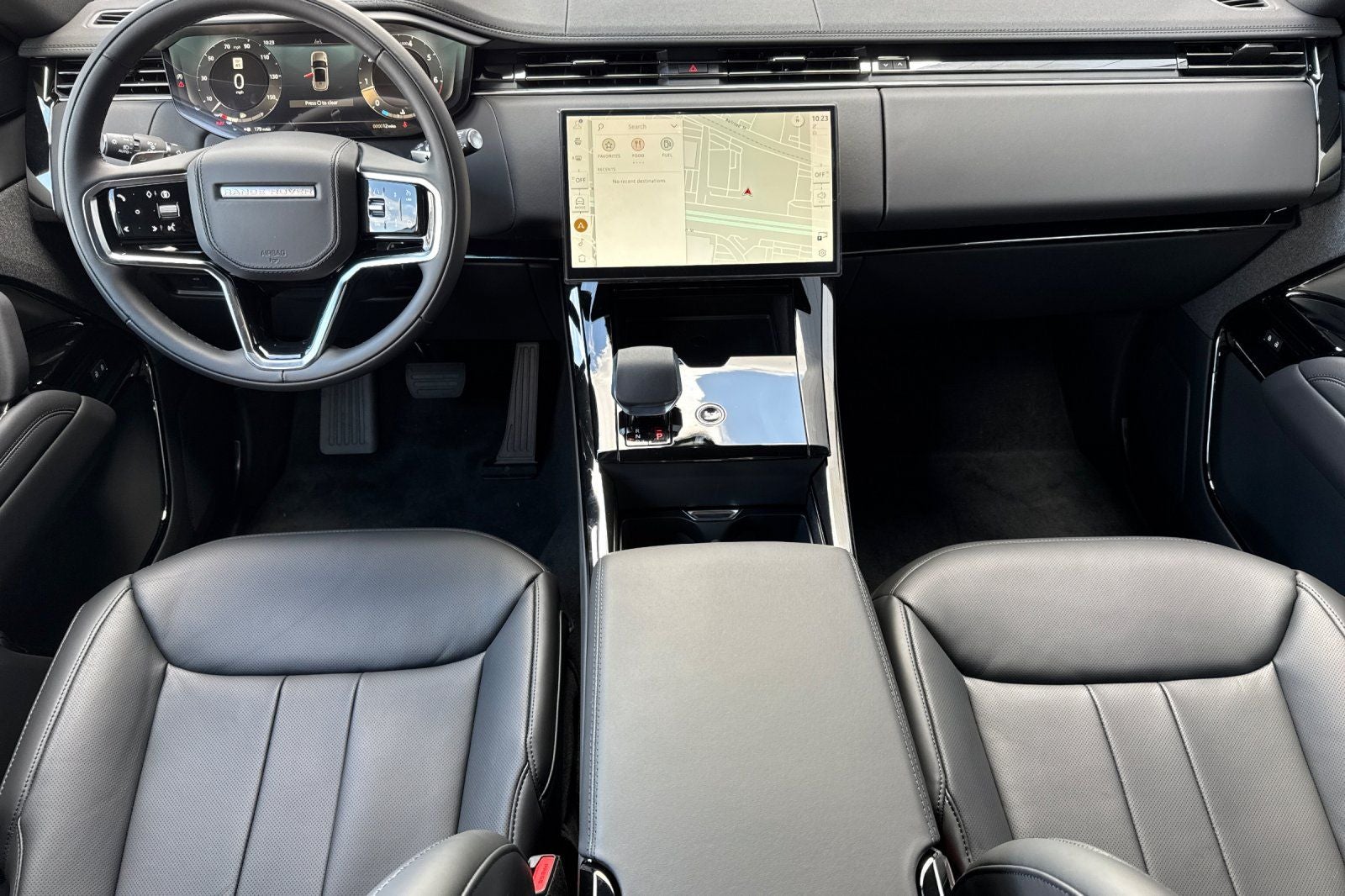 2026 Land Rover Range Rover Sport SE