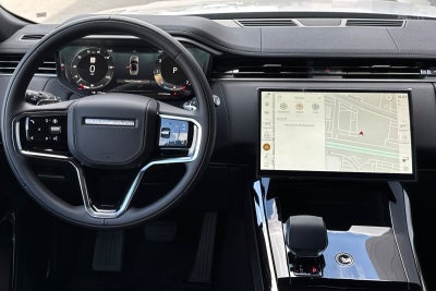 2026 Land Rover Range Rover Sport SE