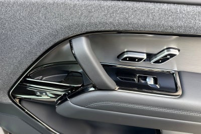 2026 Land Rover Range Rover Sport SE