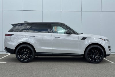 2026 Land Rover Range Rover Sport SE