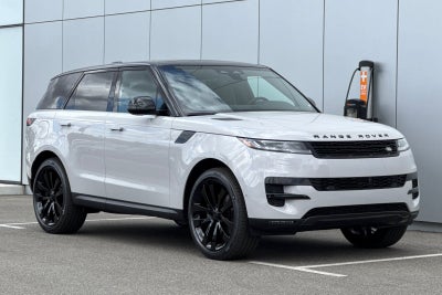 2026 Land Rover Range Rover Sport SE