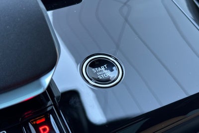 2026 Land Rover Range Rover Sport SE