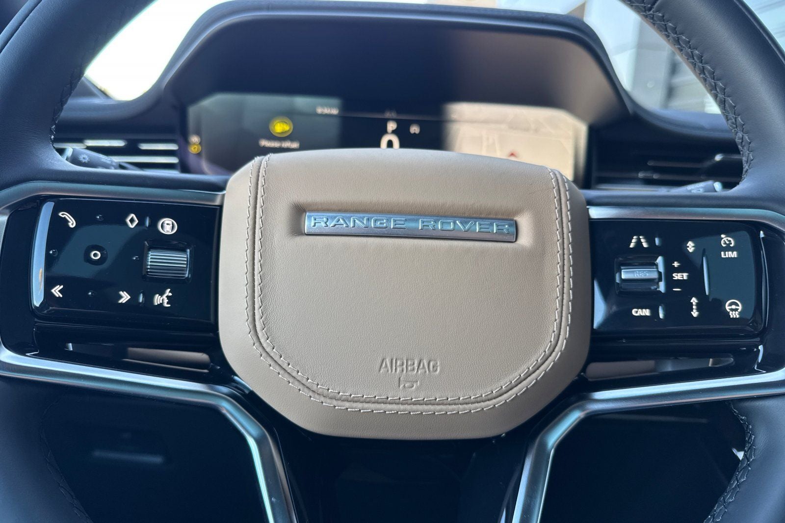 2026 Land Rover Range Rover Sport SE