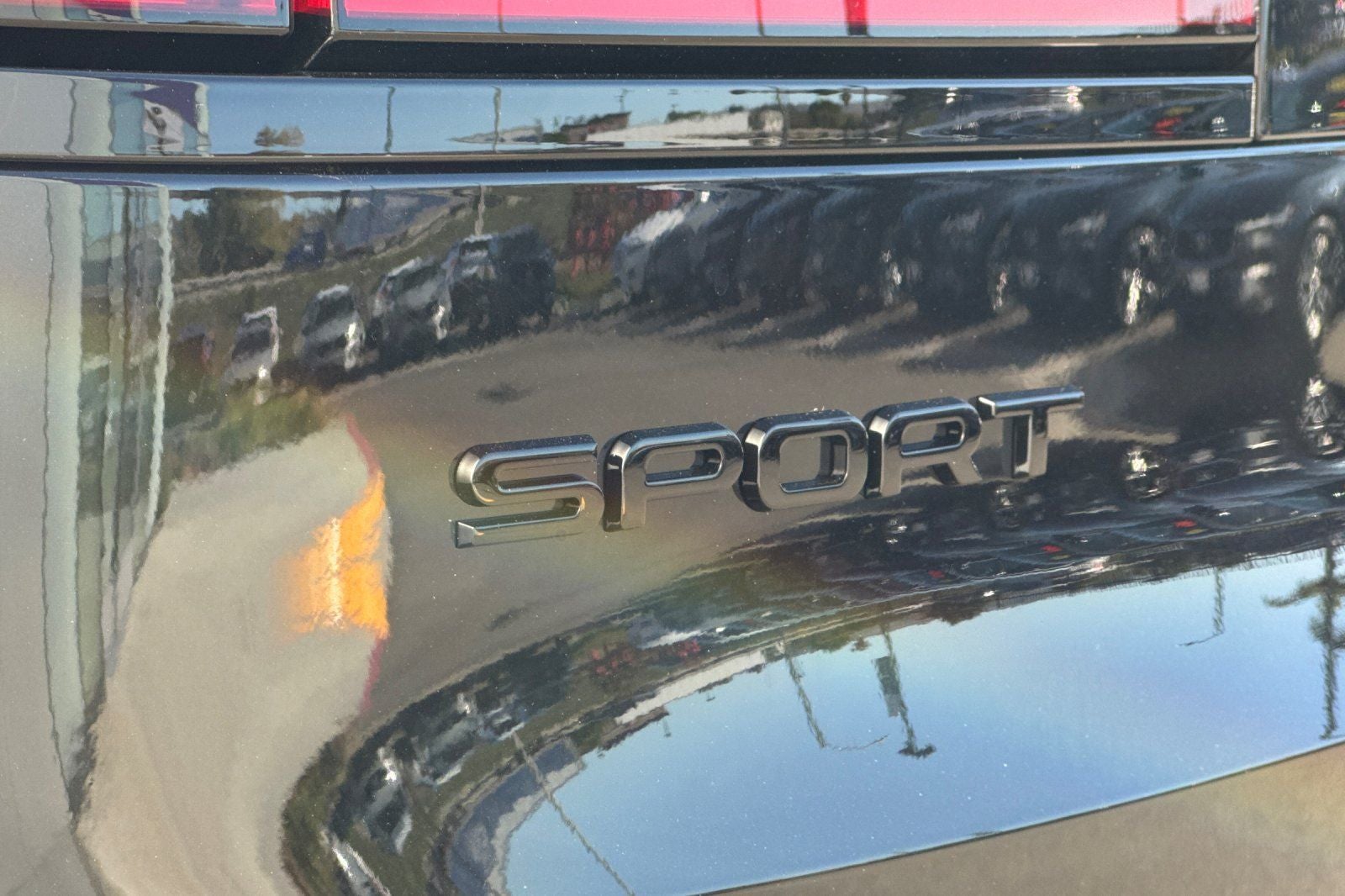 2026 Land Rover Range Rover Sport SE