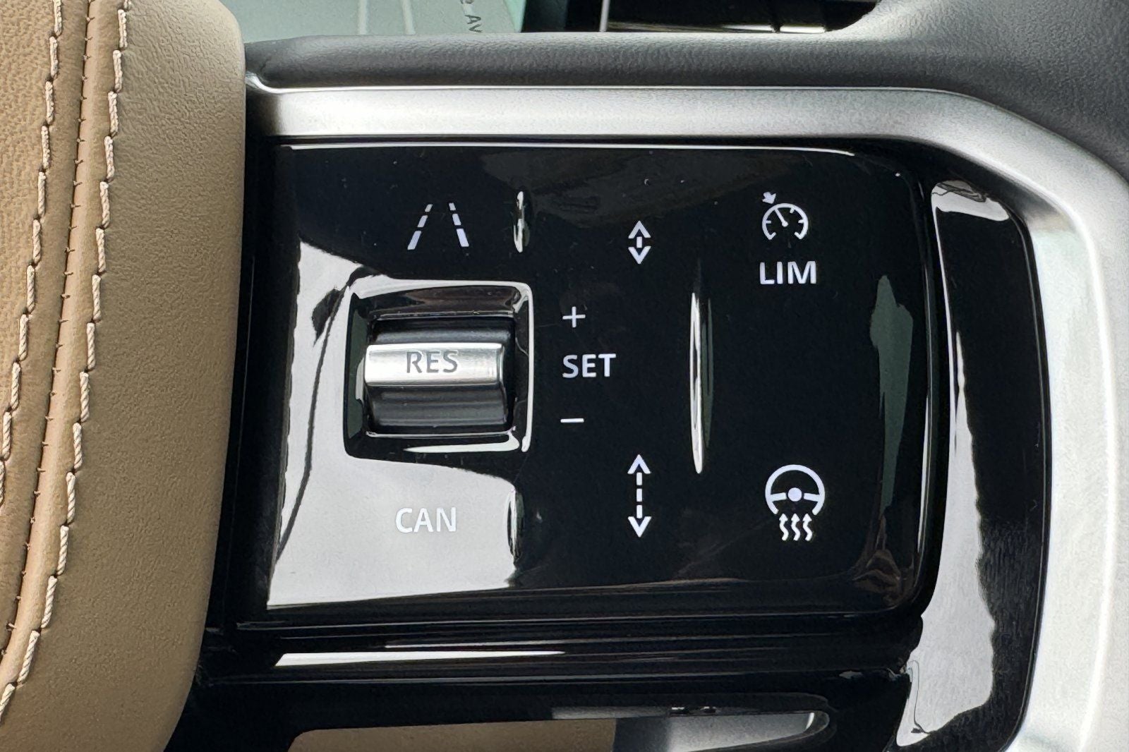 2023 Land Rover Range Rover Sport SE