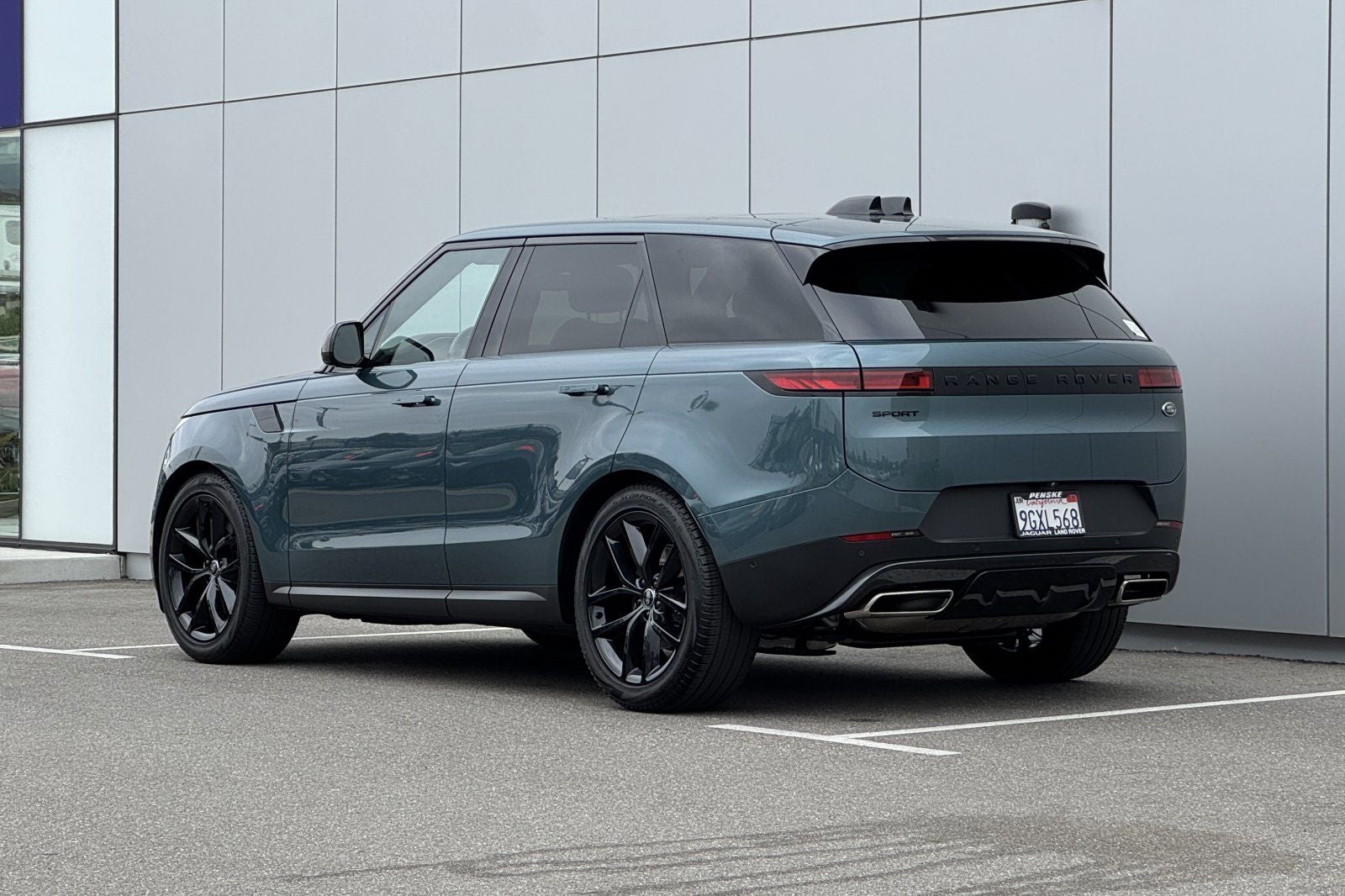 2023 Land Rover Range Rover Sport SE