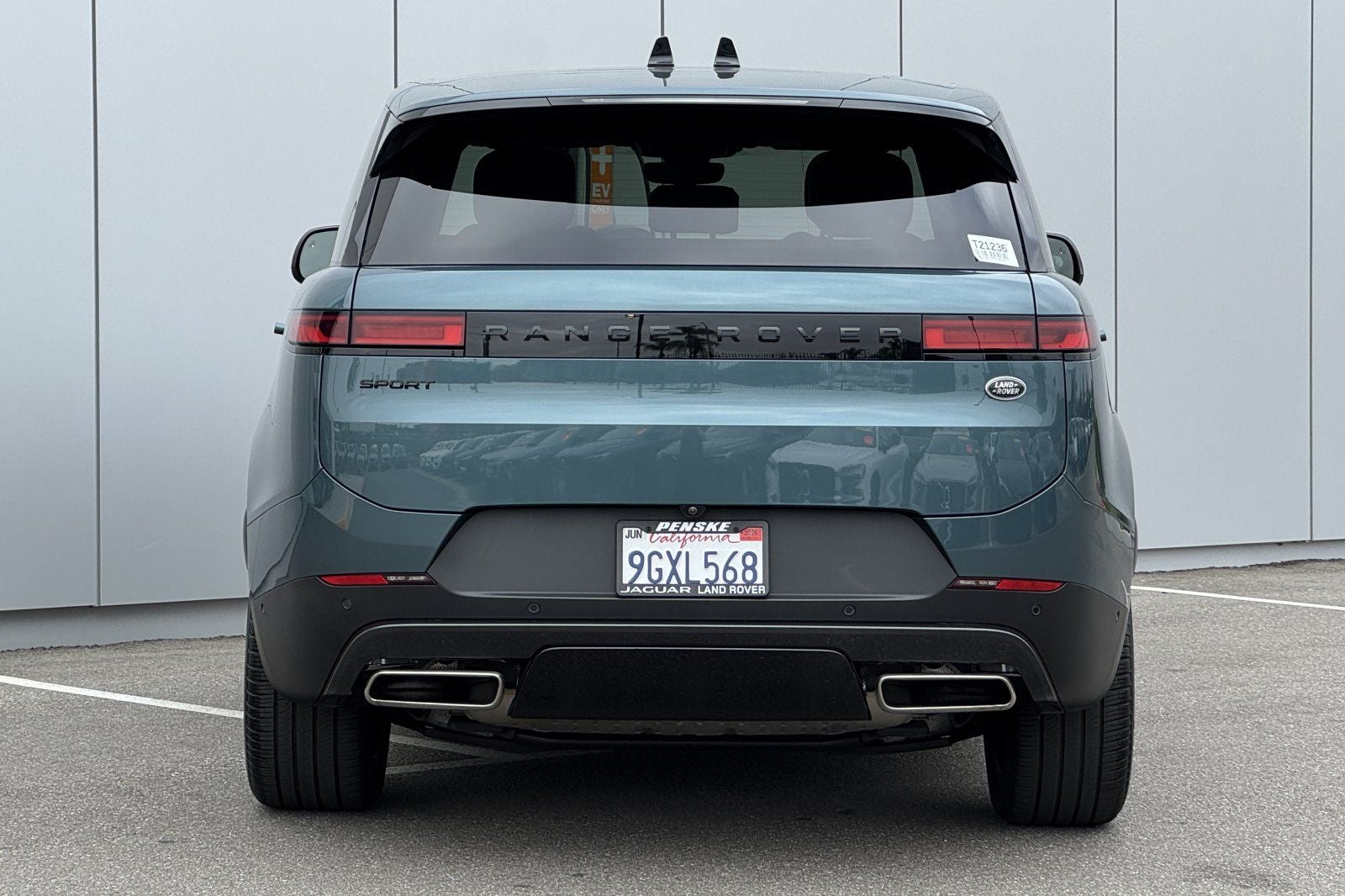 2023 Land Rover Range Rover Sport SE
