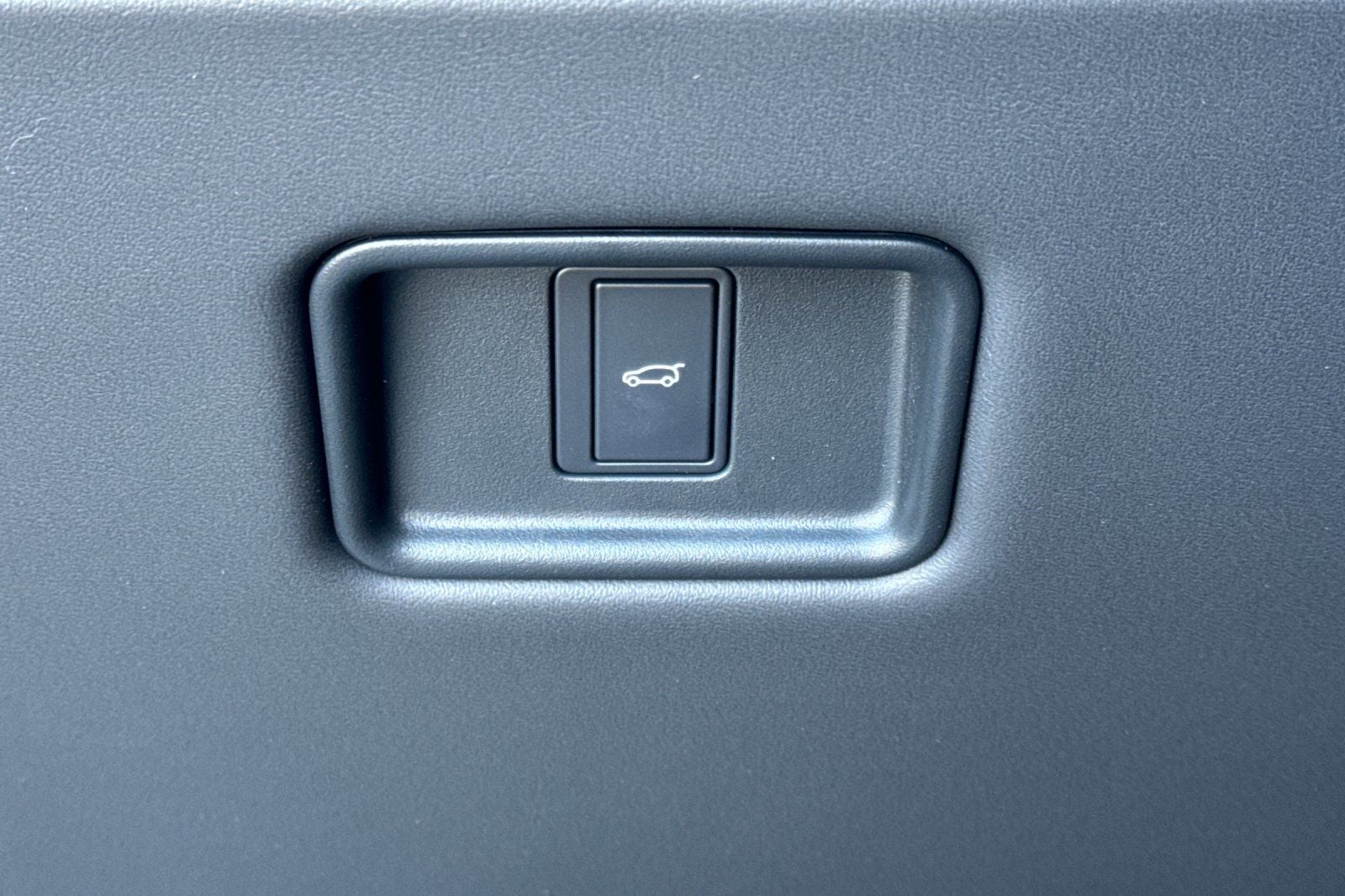 2026 Land Rover Range Rover Sport SE