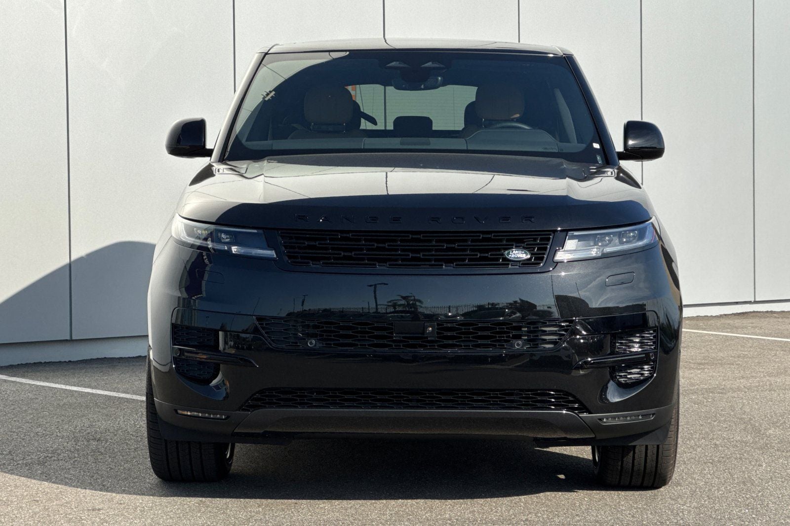 2026 Land Rover Range Rover Sport SE