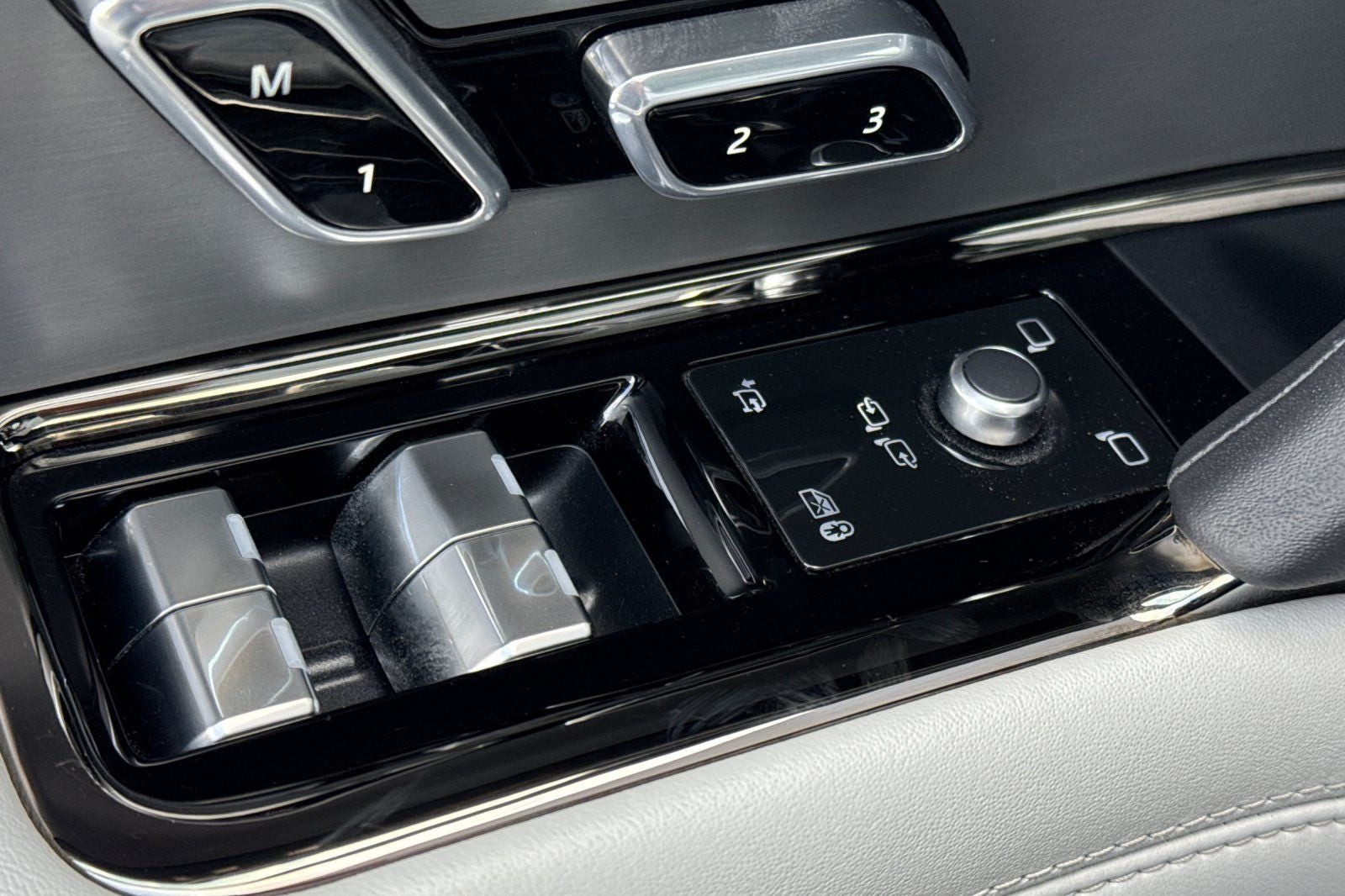 2023 Land Rover Range Rover Sport SE