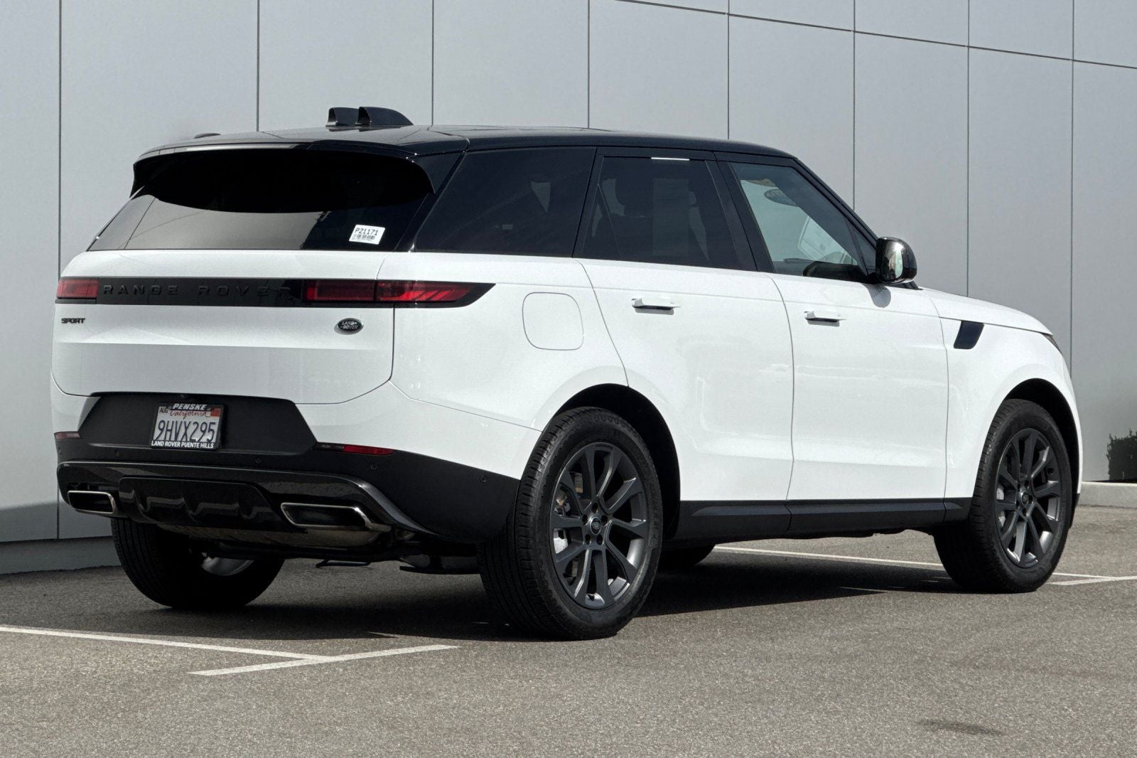 2023 Land Rover Range Rover Sport SE