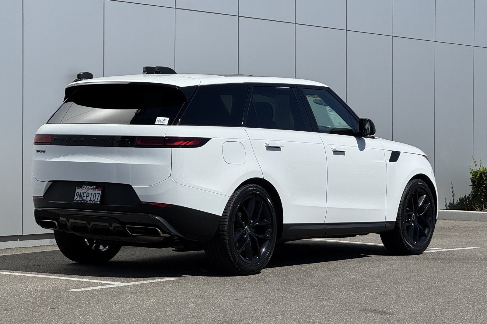 2024 Land Rover Range Rover Sport SE