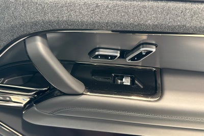 2026 Land Rover Range Rover Sport SE