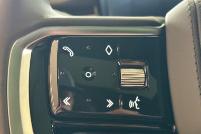 2026 Land Rover Range Rover Sport SE