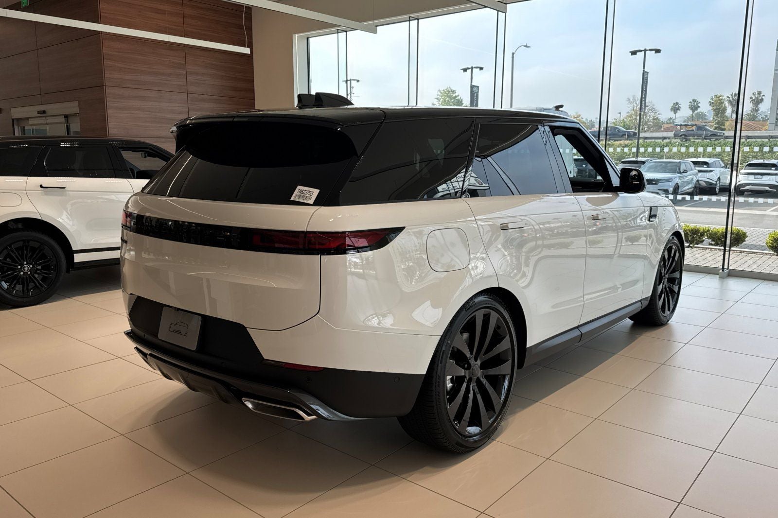 2026 Land Rover Range Rover Sport SE