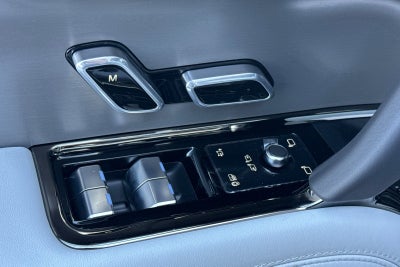 2026 Land Rover Range Rover Sport SE