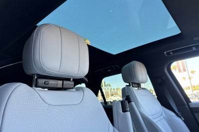 2026 Land Rover Range Rover Sport SE