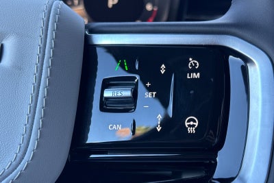 2026 Land Rover Range Rover Sport SE