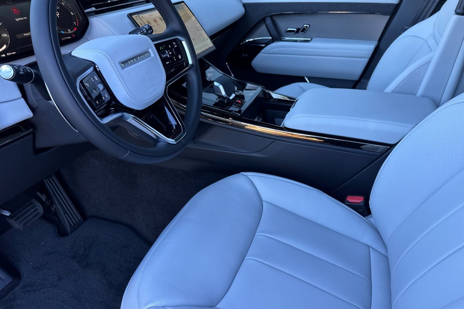 2026 Land Rover Range Rover Sport SE
