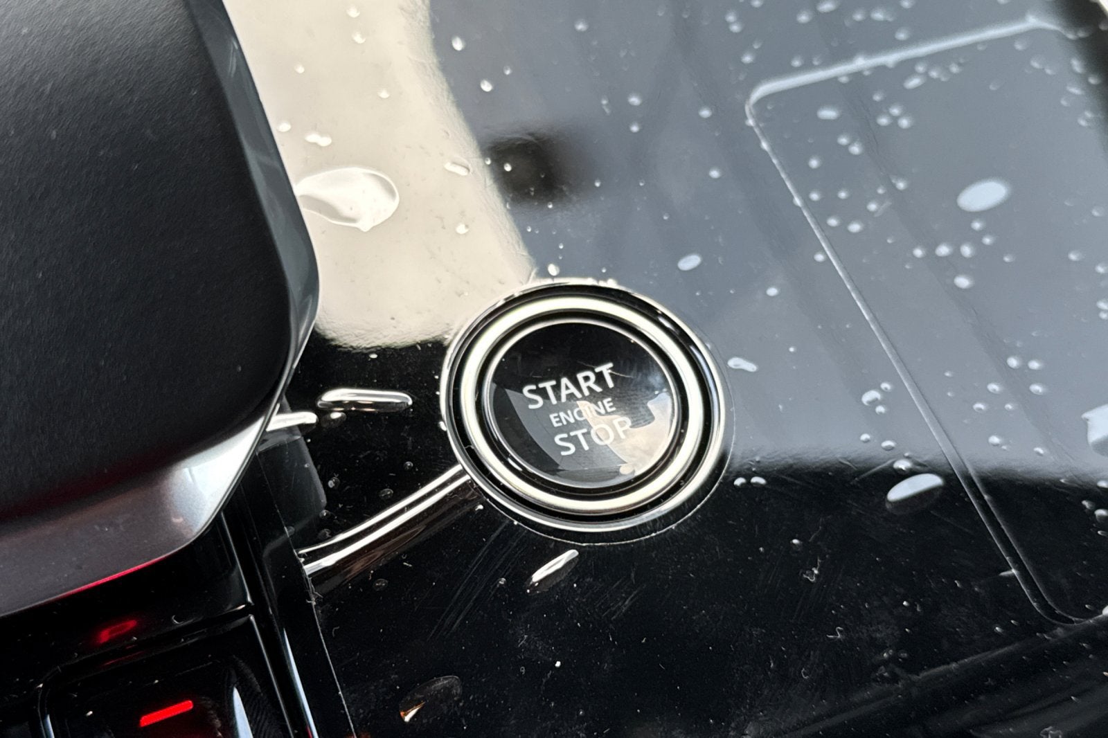 2027 Land Rover Range Rover Sport SE