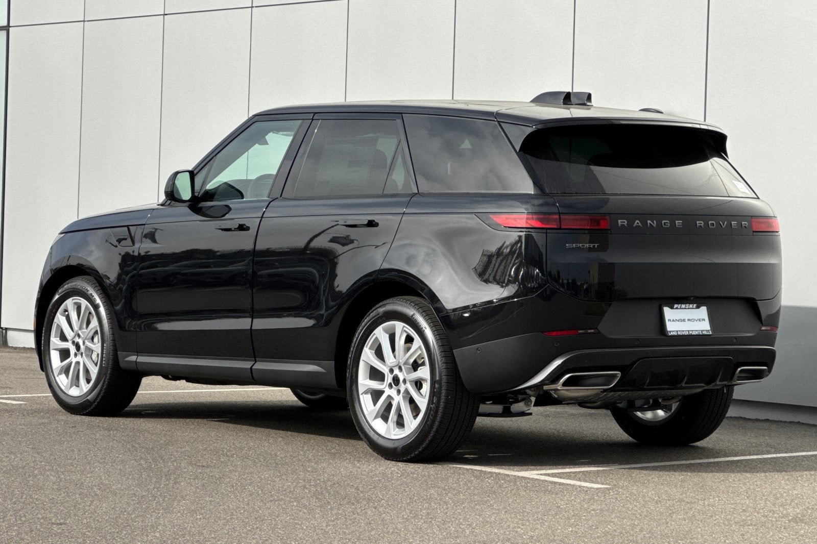 2027 Land Rover Range Rover Sport SE
