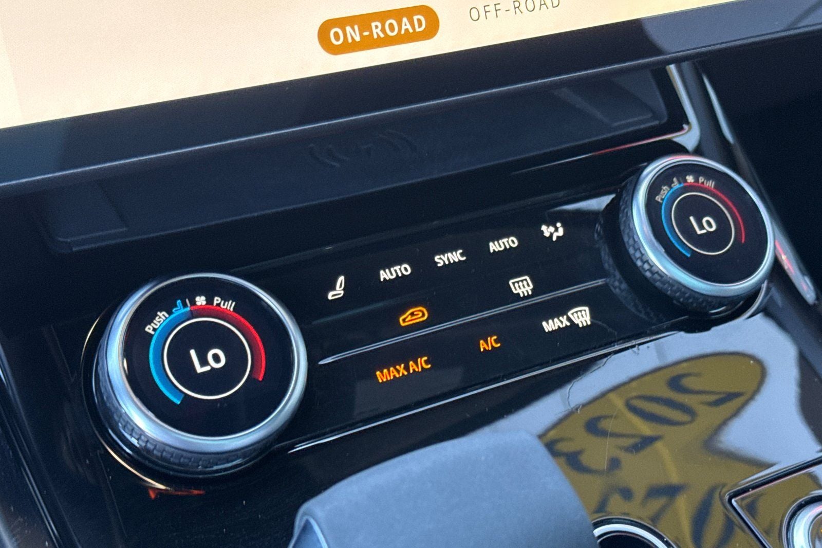 2023 Land Rover Range Rover Sport SE