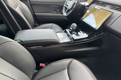 2026 Land Rover Range Rover Sport SE