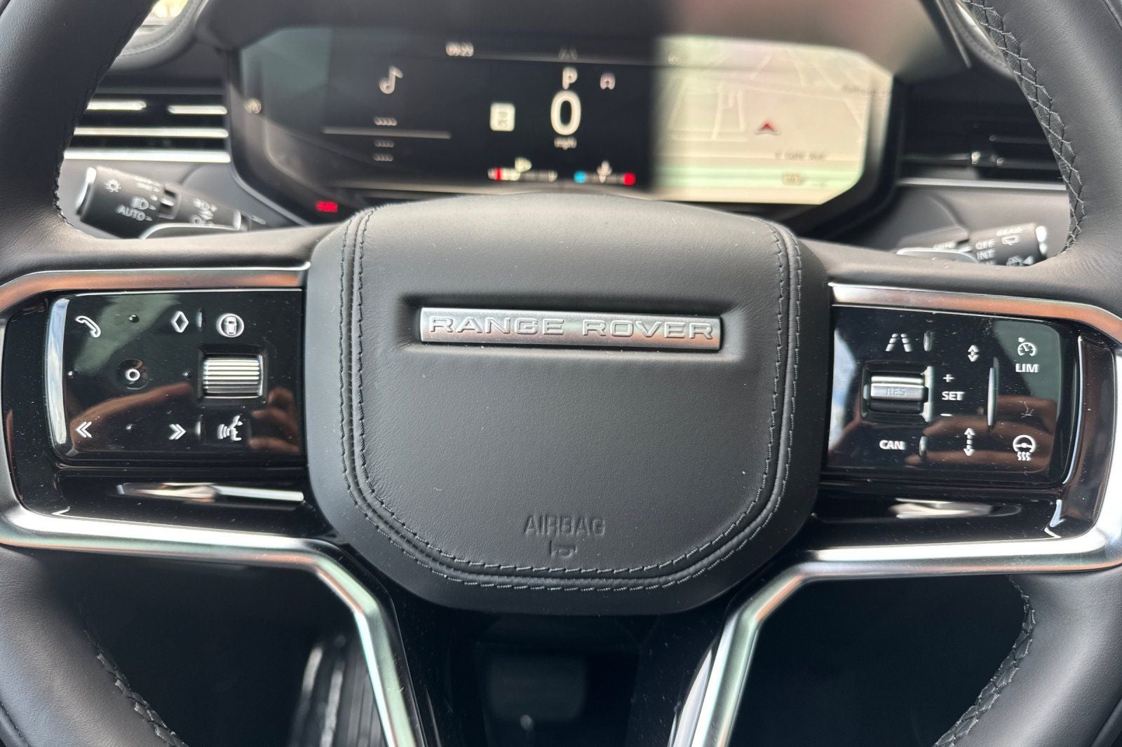 2026 Land Rover Range Rover Sport SE