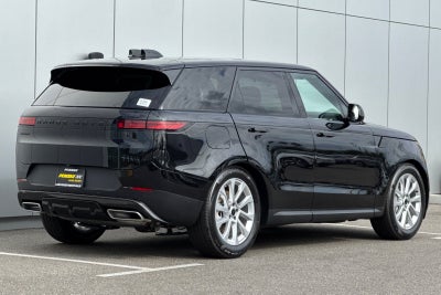 2026 Land Rover Range Rover Sport SE