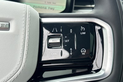 2026 Land Rover Range Rover Sport SE