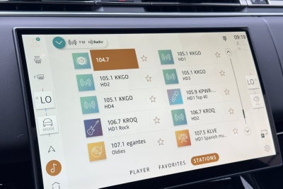 2026 Land Rover Range Rover Sport SE