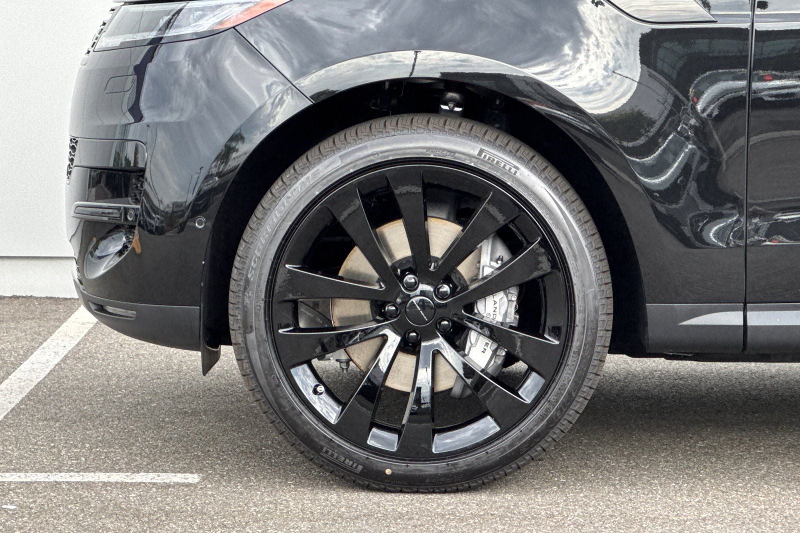 2026 Land Rover Range Rover Sport SE