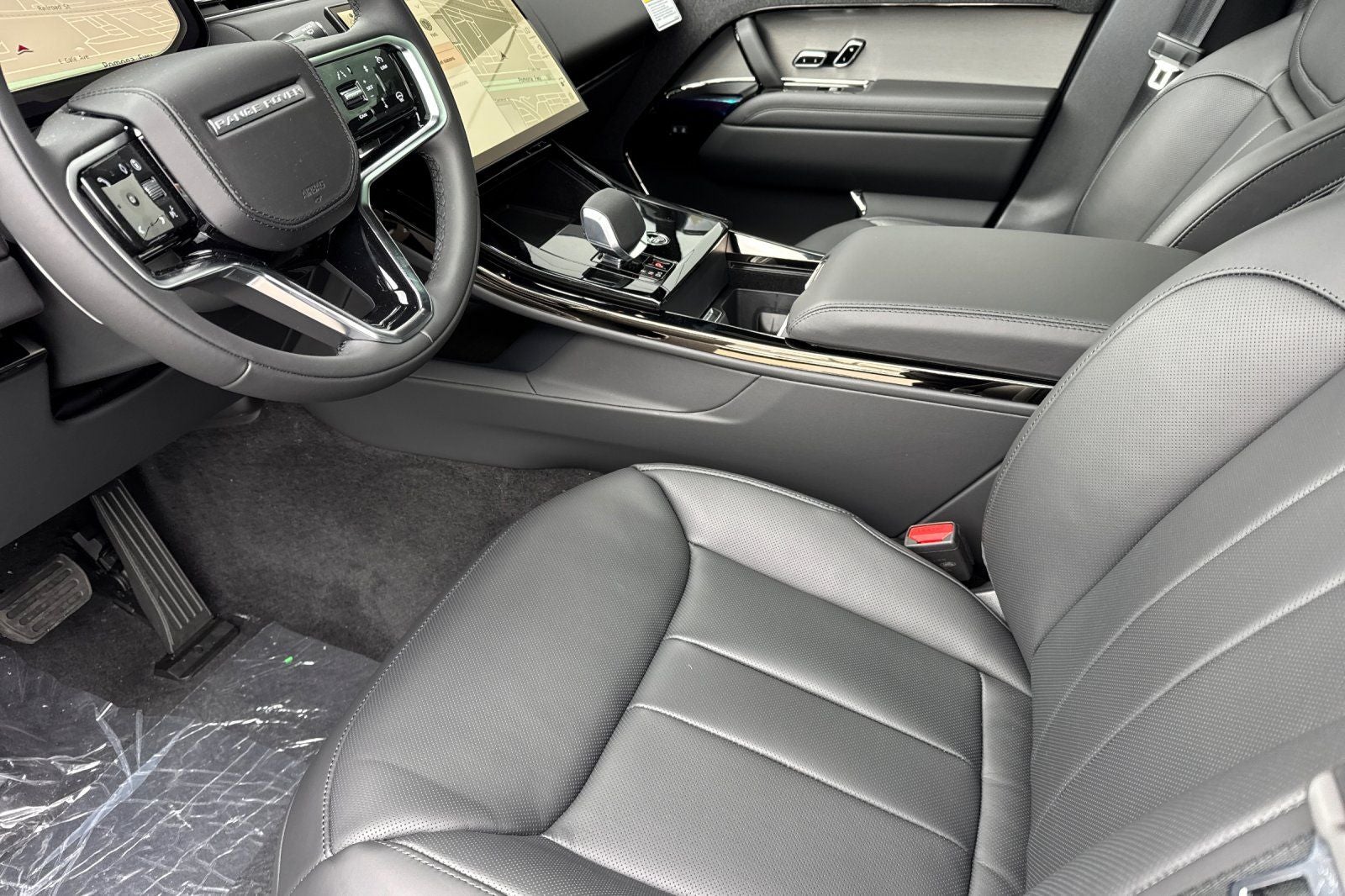 2026 Land Rover Range Rover Sport SE