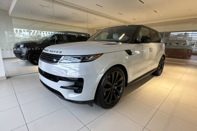 2026 Land Rover Range Rover Sport SE