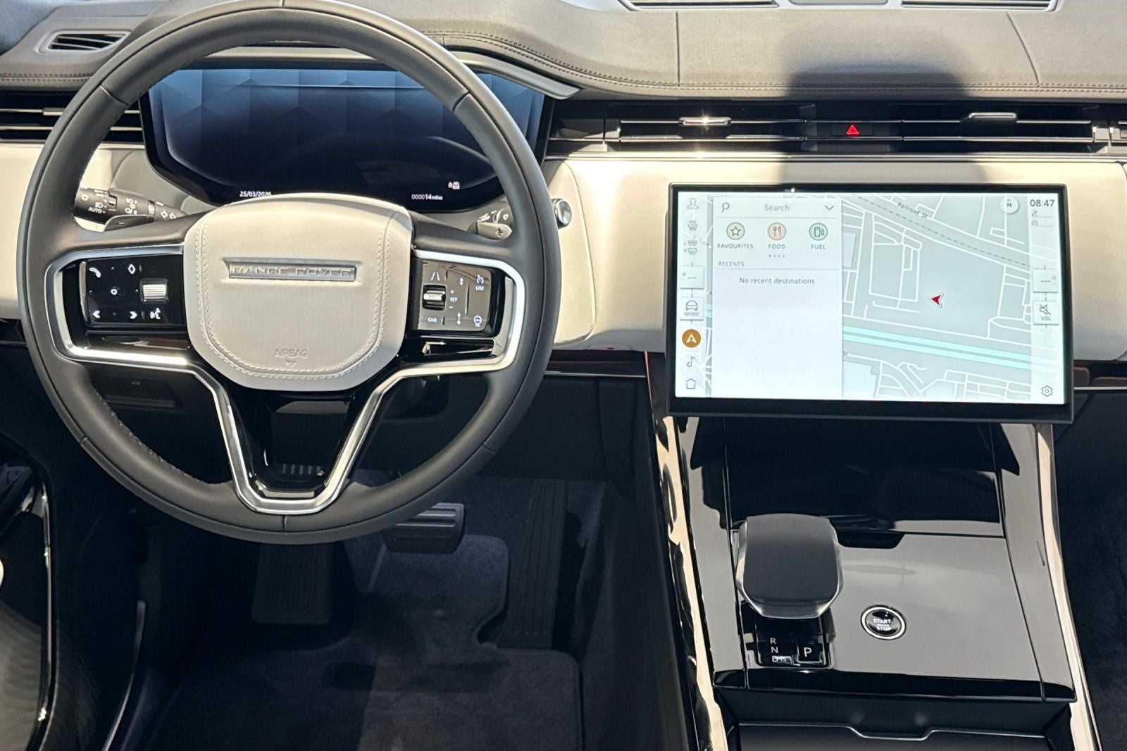 2026 Land Rover Range Rover Sport SE