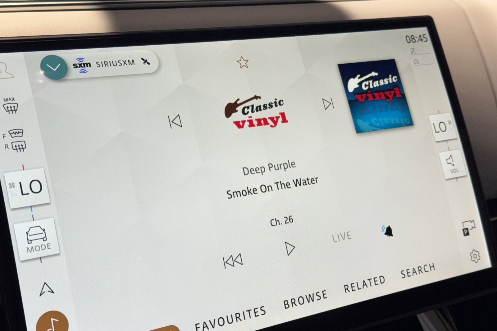 2026 Land Rover Range Rover Sport SE