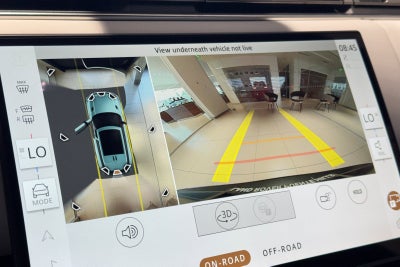 2026 Land Rover Range Rover Sport SE