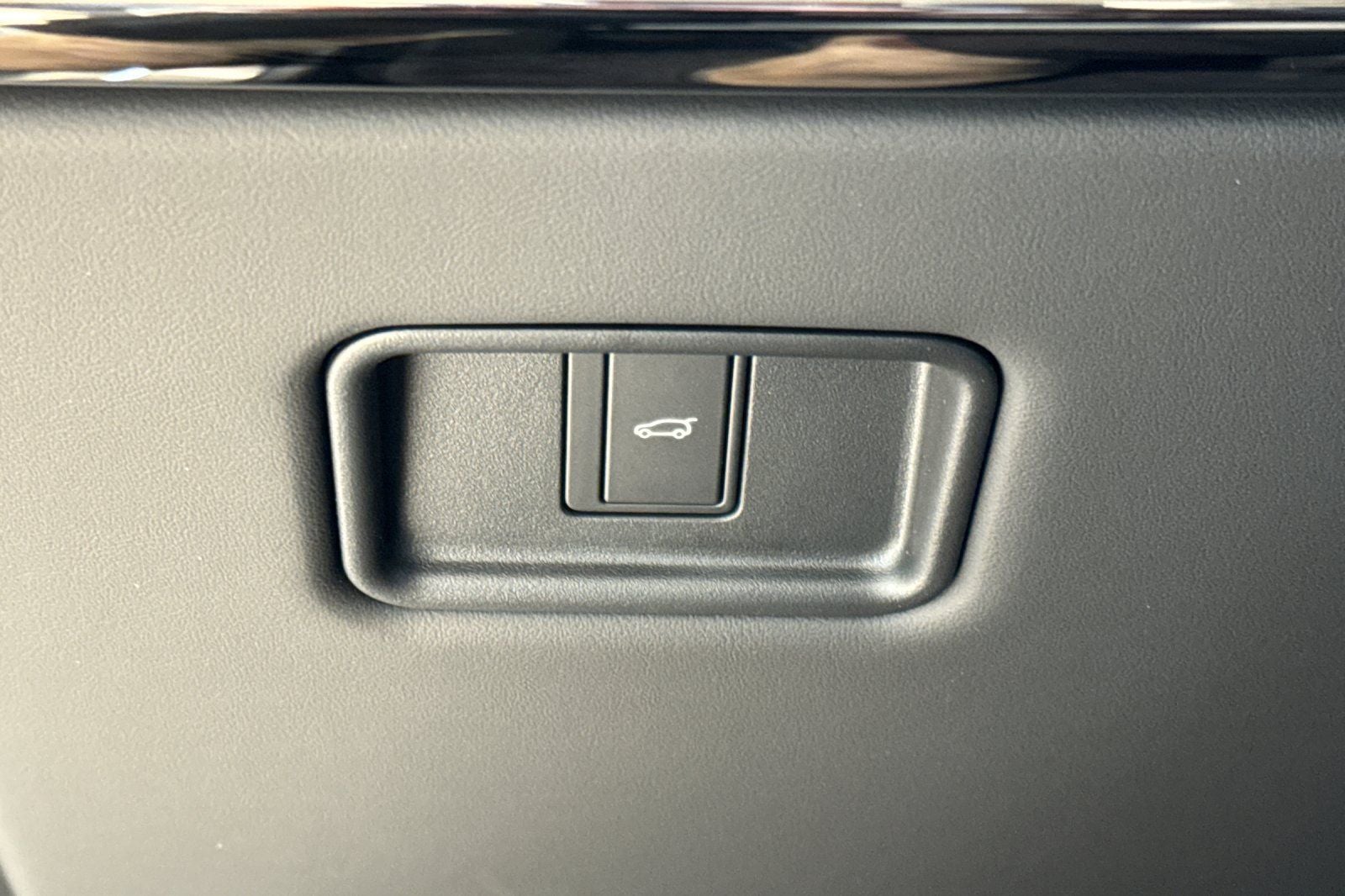 2026 Land Rover Range Rover Sport SE