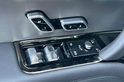 2026 Land Rover Range Rover Sport SE