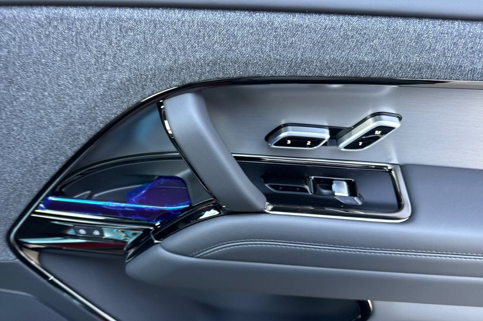 2026 Land Rover Range Rover Sport SE