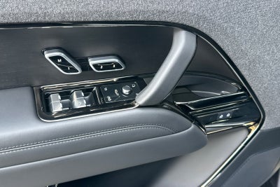 2024 Land Rover Range Rover Sport SE