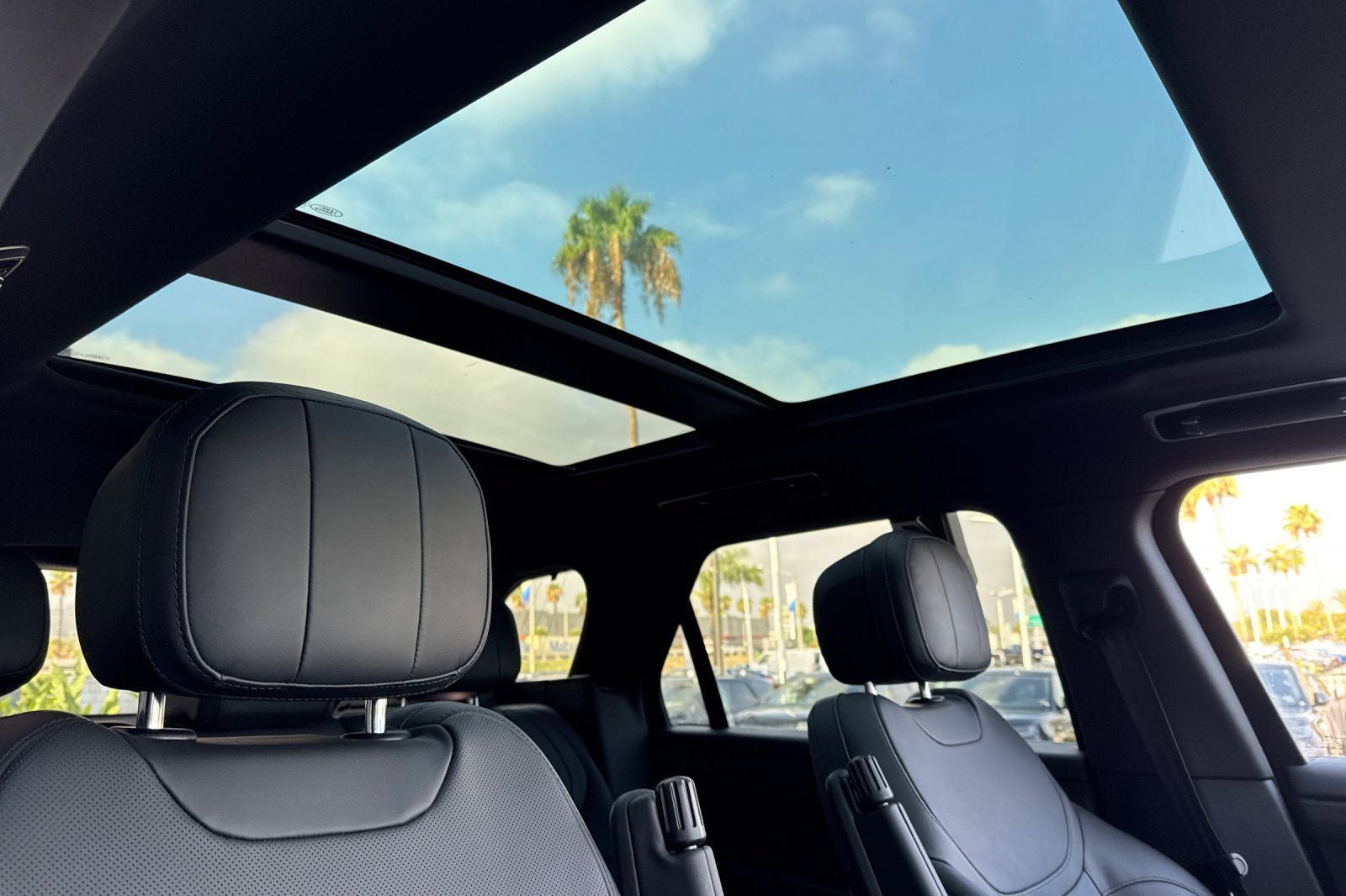2024 Land Rover Range Rover Sport SE