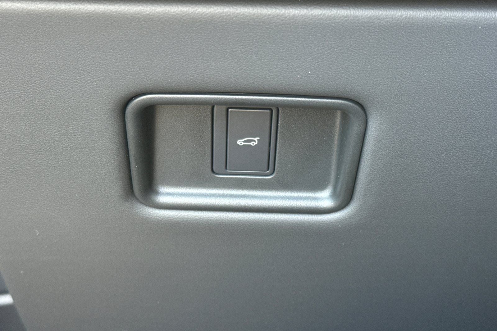 2026 Land Rover Range Rover Sport SE